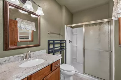 9315  Hollyhock Ln, Racine, WI 53406 - Photo 20