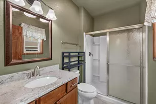 9315 Hollyhock Ln, Racine, WI 53406 - Photo 20