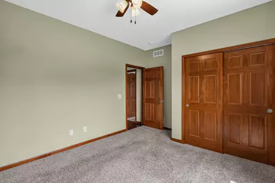 9315  Hollyhock Ln, Racine, WI 53406 - Photo 22