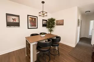 6739 Meadowlands Cir, Pleasant Prairie, WI 53158 - Photo 4