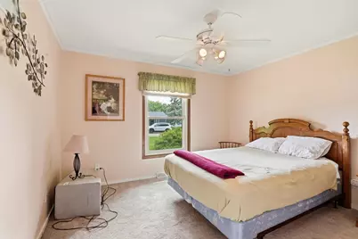 16010 W Cynthia Dr, New Berlin, WI 53151 - Photo 18