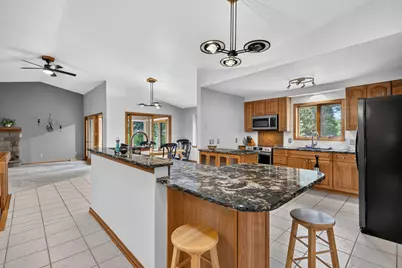 N71W27107  Meadow Wood Ln, Lisbon, WI 53089 - Photo 8
