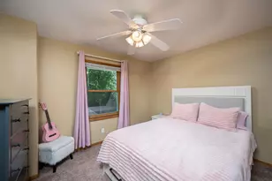 8560 S Sharon Dr, Oak Creek, WI 53154 - Photo 20