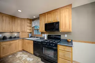 8560 S Sharon Dr, Oak Creek, WI 53154 - Photo 12