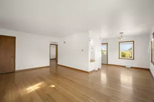 5462 N 103rd St, Milwaukee, WI 53225 - Photo 6
