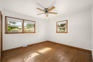 5462 N 103rd St, Milwaukee, WI 53225 - Photo 16