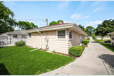 4921 N 104th St, Milwaukee, WI 53225 - Photo 20