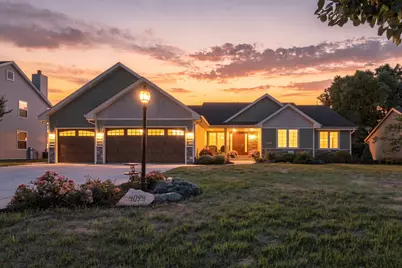 4094 W Whispering Ridge Pass, Franklin, WI 53132 - Photo 2