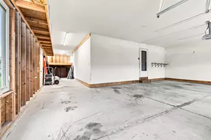 4094 W Whispering Ridge Pass, Franklin, WI 53132 - Photo 40
