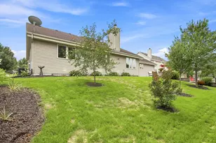 4094 W Whispering Ridge Pass, Franklin, WI 53132 - Photo 48