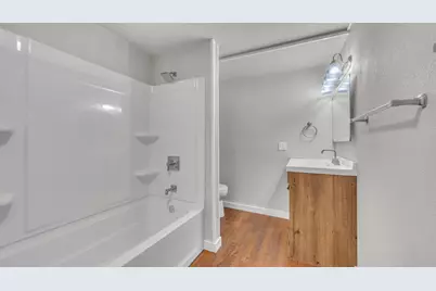 2313  Washington St, Two Rivers, WI 54241 - Photo 14