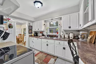 201 N Oakland Ave, Burlington, WI 53105 - Photo 6