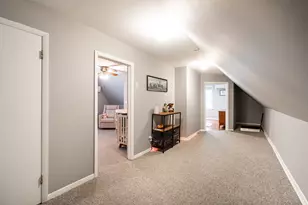 1931 N Bartlett Ave, Milwaukee, WI 53202 - Photo 22