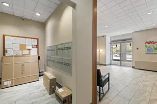 1707 N Prospect Ave, Milwaukee, WI 53202 - Photo 28