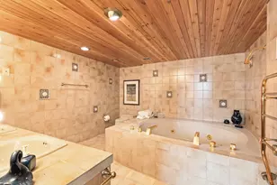 1707 N Prospect Ave, Milwaukee, WI 53202 - Photo 22