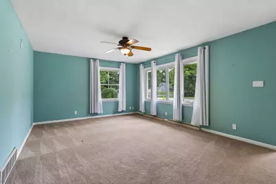 136 S Maple St, Oconomowoc, WI 53066 - Photo 4