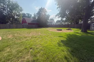 136 S Maple St, Oconomowoc, WI 53066 - Photo 36