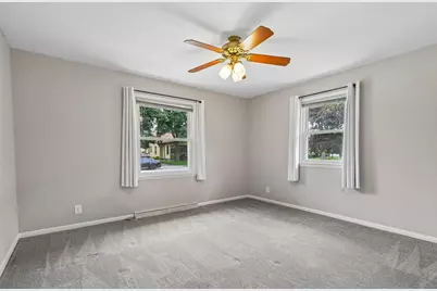 136 S Maple St, Oconomowoc, WI 53066 - Photo 14