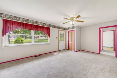 6512 W Euclid Ave, Milwaukee, WI 53219 - Photo 2
