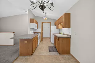 1236 N Sunnyslope Dr, Racine, WI 53406 - Photo 10