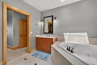 601 E Erie St #603, Milwaukee, WI 53202 - Photo 32