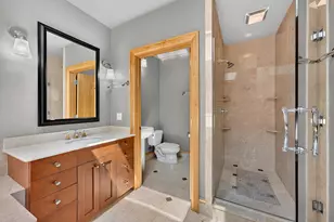601 E Erie St, Milwaukee, WI 53202 - Photo 34