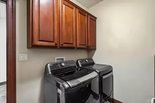 W144N9912 Sun Valley Trail, Germantown, WI 53022 - Photo 26