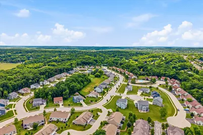 2518  Marie Cir, Waukesha, WI 53189 - Photo 46