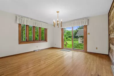 N120W20937  Freistadt Rd, Germantown, WI 53022 - Photo 6