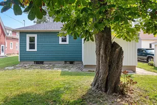 626 S 20th St, Manitowoc, WI 54220 - Photo 24