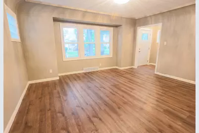 5506 N 34th St, Milwaukee, WI 53209 - Photo 6