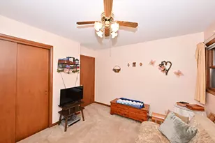 3220 S 82nd Ct, Milwaukee, WI 53219 - Photo 16