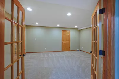 122  Howell Ave, Waukesha, WI 53188 - Photo 32