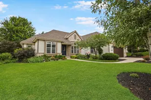 122 Howell Ave, Waukesha, WI 53188 - Photo 1