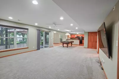 122  Howell Ave, Waukesha, WI 53188 - Photo 22