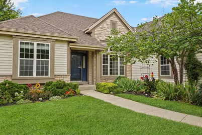 122  Howell Ave, Waukesha, WI 53188 - Photo 4