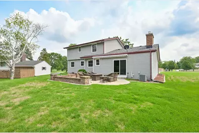 15100 W Glendale Dr, New Berlin, WI 53151 - Photo 24