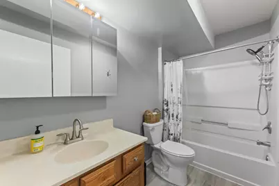 1097  Quinlan Dr #Unit D, Pewaukee, WI 53072 - Photo 14