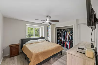 1097  Quinlan Dr #Unit D, Pewaukee, WI 53072 - Photo 12