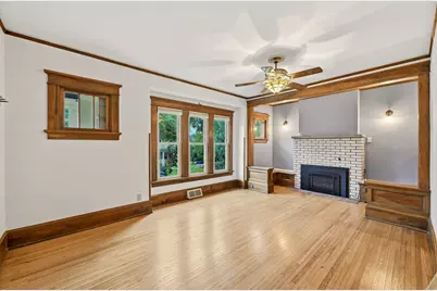 3074 S Wentworth Ave, Milwaukee, WI 53207 - Photo 6