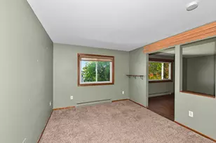 10376 W Whitnall Edge Ct, Franklin, WI 53132 - Photo 10