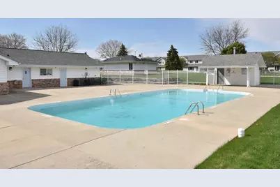 10376 W Whitnall Edge Ct #204, Franklin, WI 53132 - Photo 24