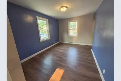 1312 S 18th St, Manitowoc, WI 54220 - Photo 6