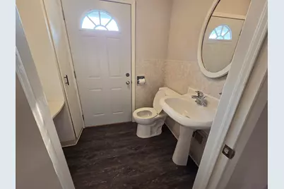 1312 S 18th St, Manitowoc, WI 54220 - Photo 16