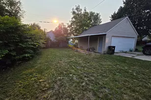 1312 S 18th St, Manitowoc, WI 54220 - Photo 26