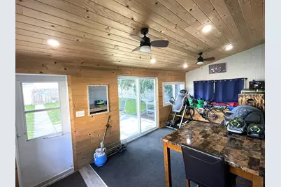 1301 E Seeley St, Milwaukee, WI 53207 - Photo 12