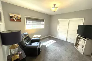 1301 E Seeley St, Milwaukee, WI 53207 - Photo 20