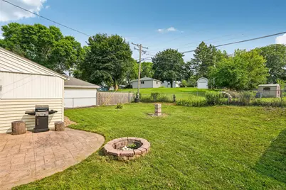 1633  Aldoro Dr, Waukesha, WI 53188 - Photo 46