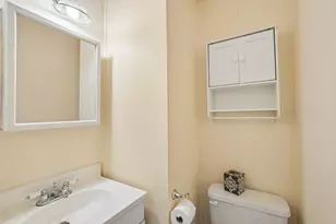 1633 Aldoro Dr, Waukesha, WI 53188 - Photo 32