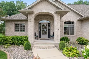 2012 E Higgins Hill, Ledgeview, WI 54115 - Photo 2